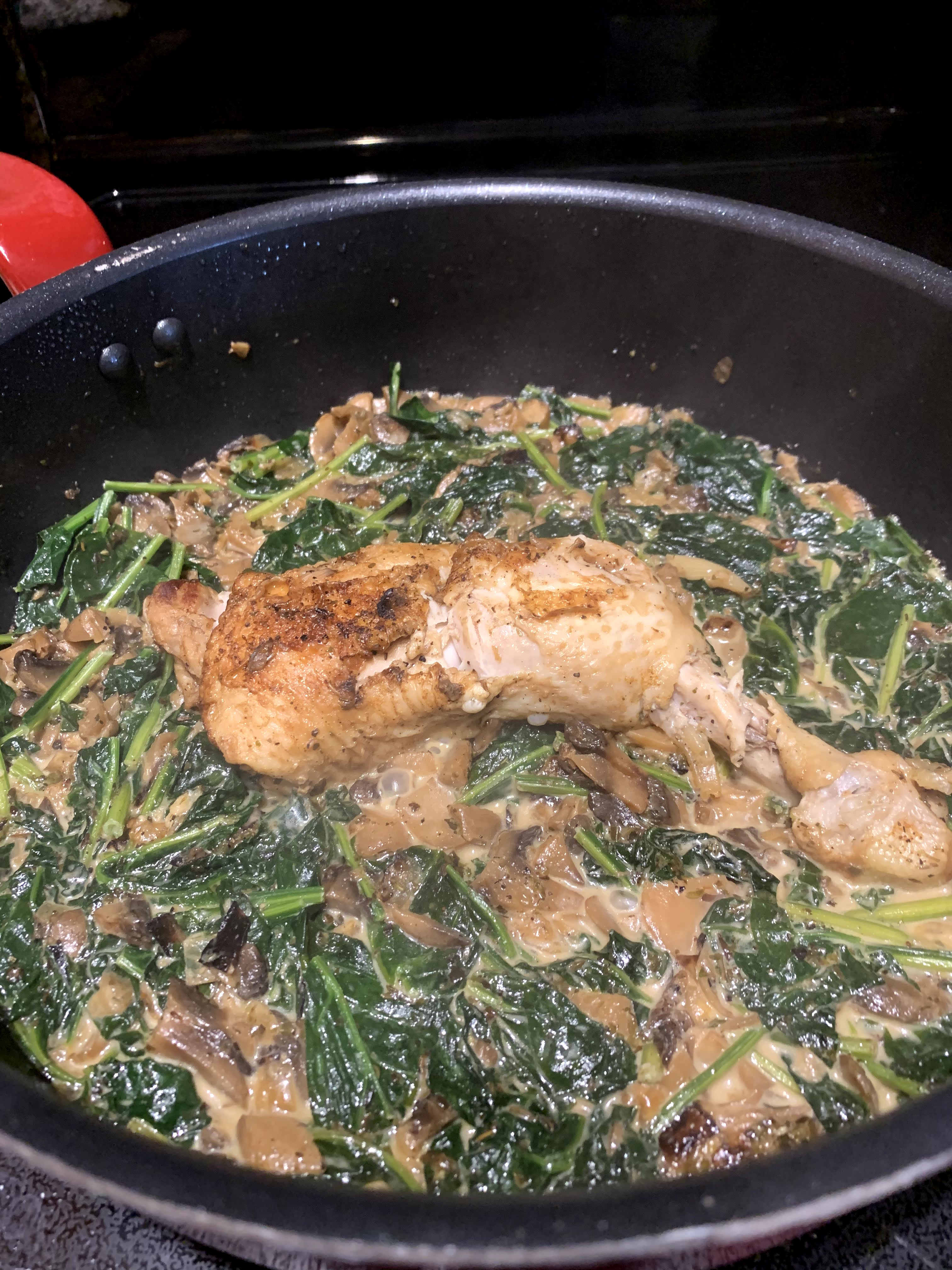 One Pot Chicken, Spinach, and Mushrooms